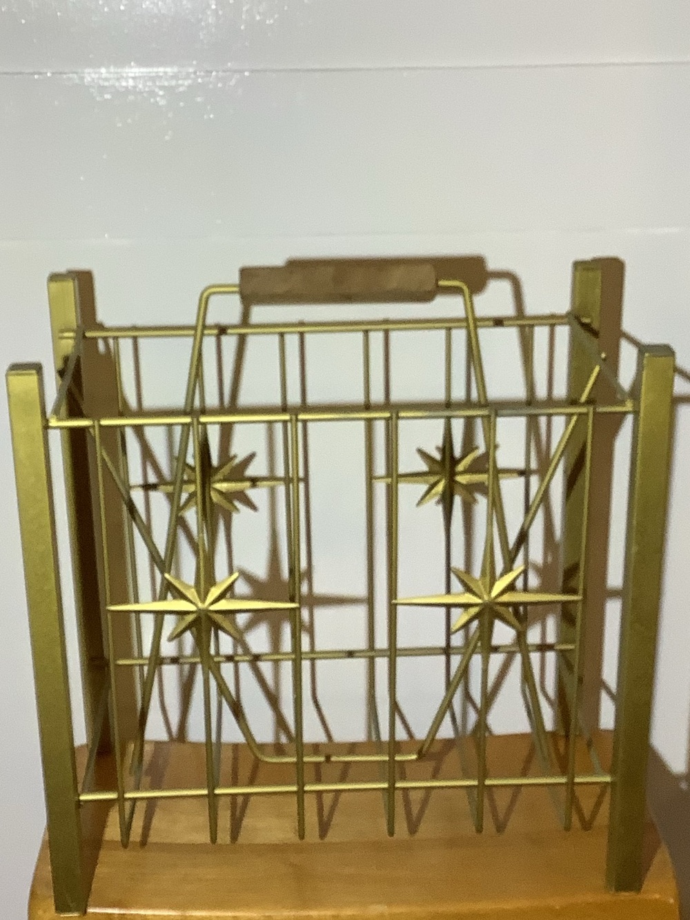 Vintage MCM Metal Atomic Starburst Record~Magazine~Rack Holder With Wood Handle - Picture 2 of 10